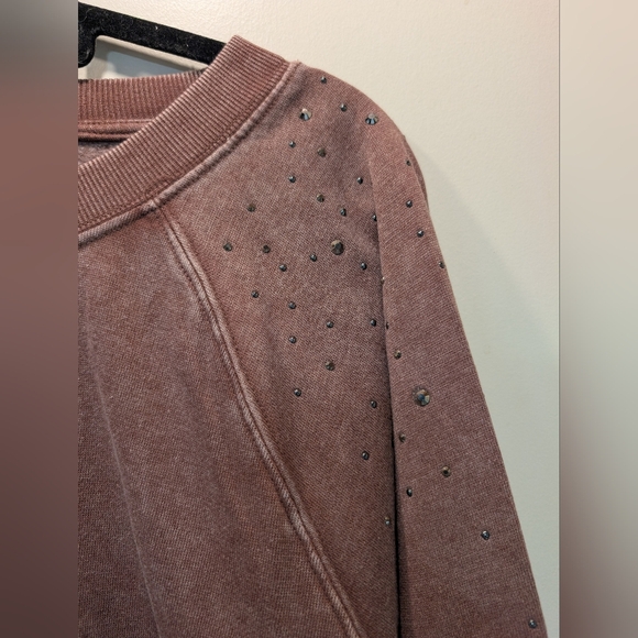 Maurices Comfy Pullover - Picture 2 of 4